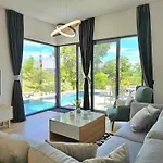 Rodon Private Pool 277