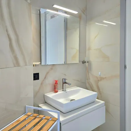 Rodon Private Pool 277 *