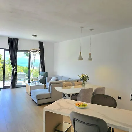 Rodon Private Pool 277 * Shetaj