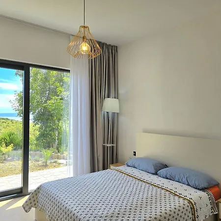 Rodon Private Pool 277