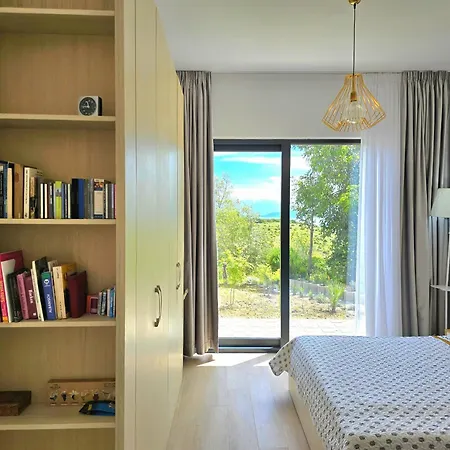 펜션 Rodon Private Pool 277 Shetaj