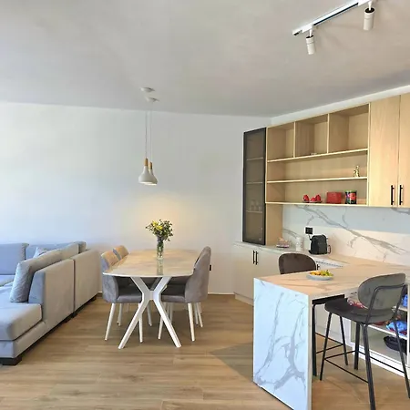 Rodon Private Pool 277 펜션 *