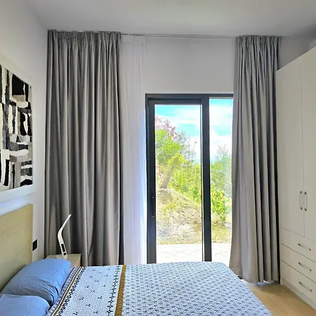 펜션 Rodon Private Pool 277 Shetaj