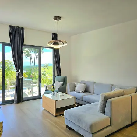 Rodon Private Pool 277 *